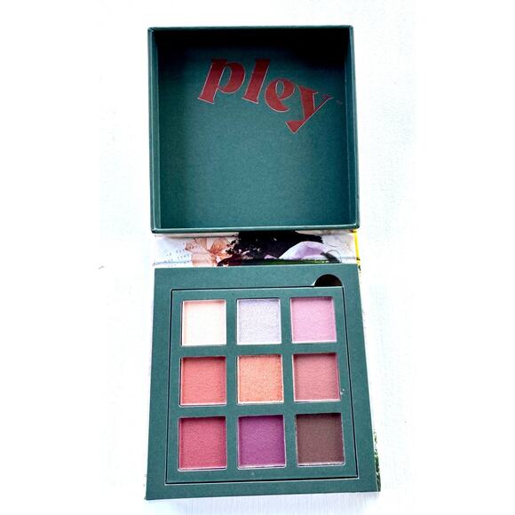 Modern Muse by Pley Beauty NEW eyeshadow Pleyer palette - Picture 2 of 3